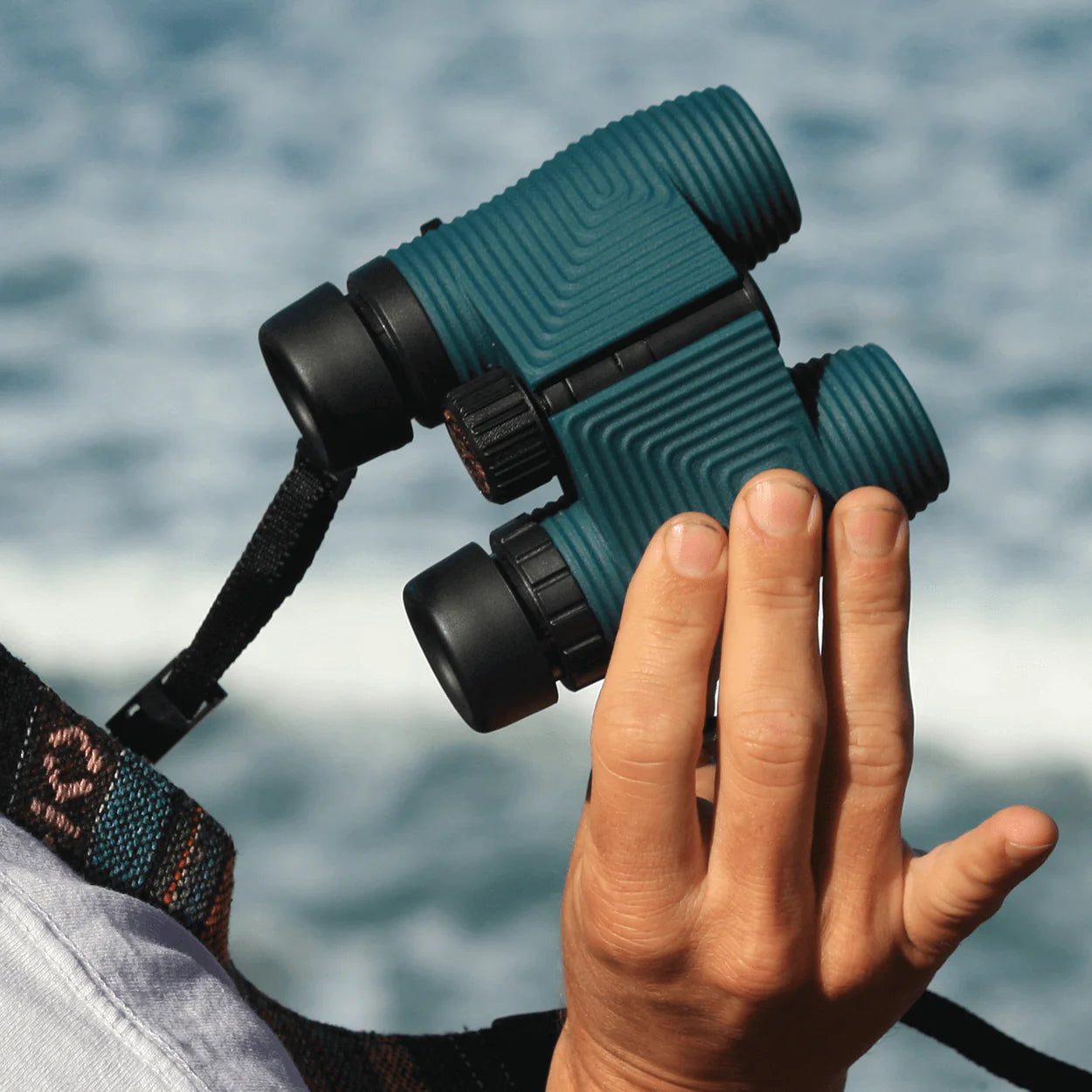 Ribbed Compact Binoculars